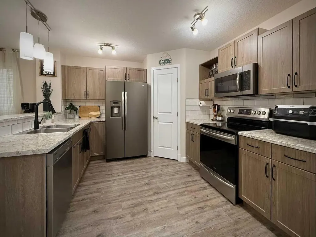 8408 101 Avenue Grande Prairie AB T8X2S7