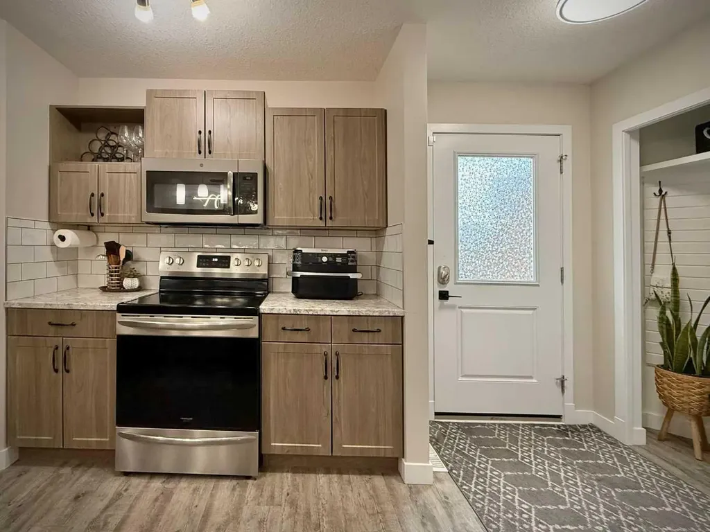 8408 101 Avenue Grande Prairie AB T8X2S7