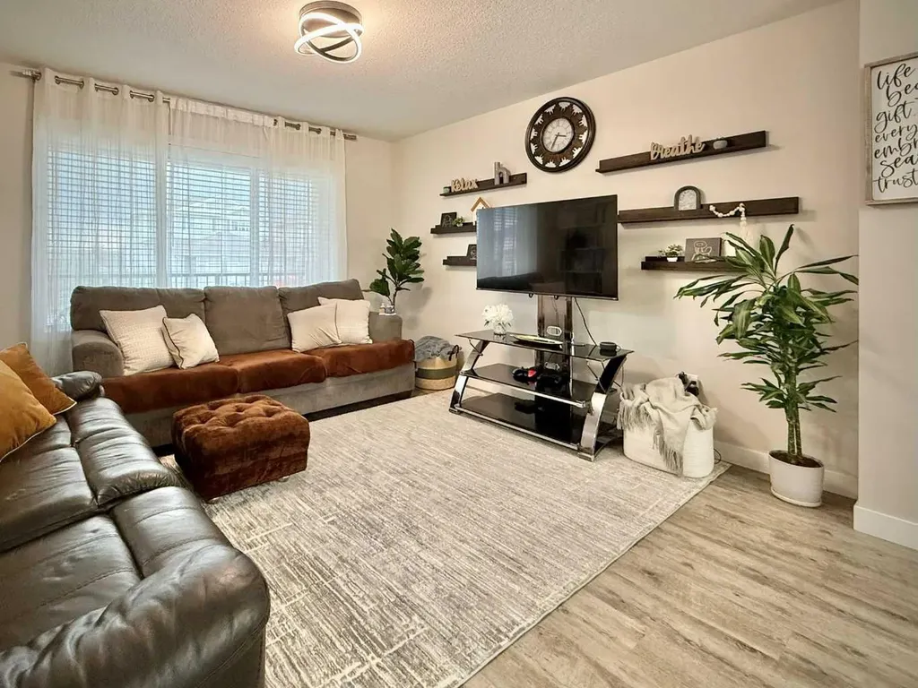 8408 101 Avenue Grande Prairie AB T8X2S7