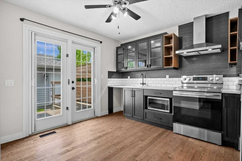 73 Sunvale Crescent SE Calgary AB T2X 2R9