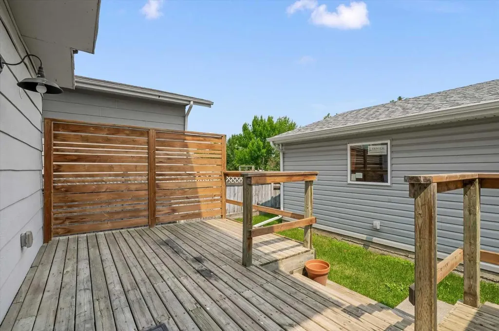 73 Sunvale Crescent SE Calgary AB T2X 2R9