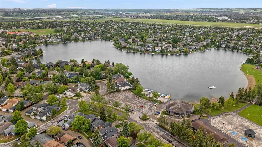 73 Sunvale Crescent SE Calgary AB T2X 2R9