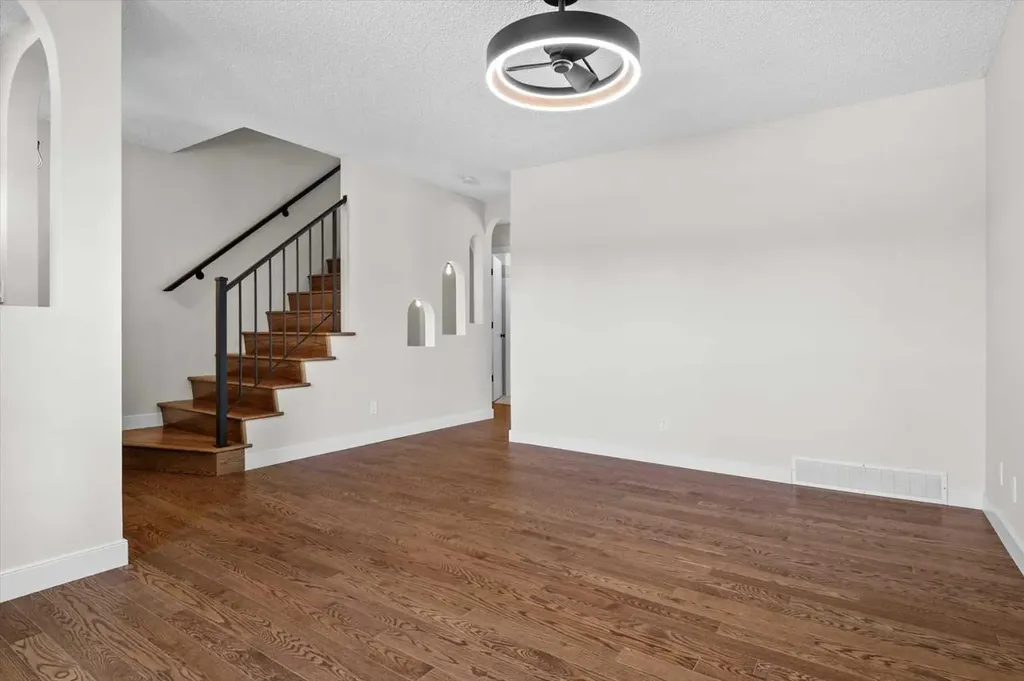 73 Sunvale Crescent SE Calgary AB T2X 2R9