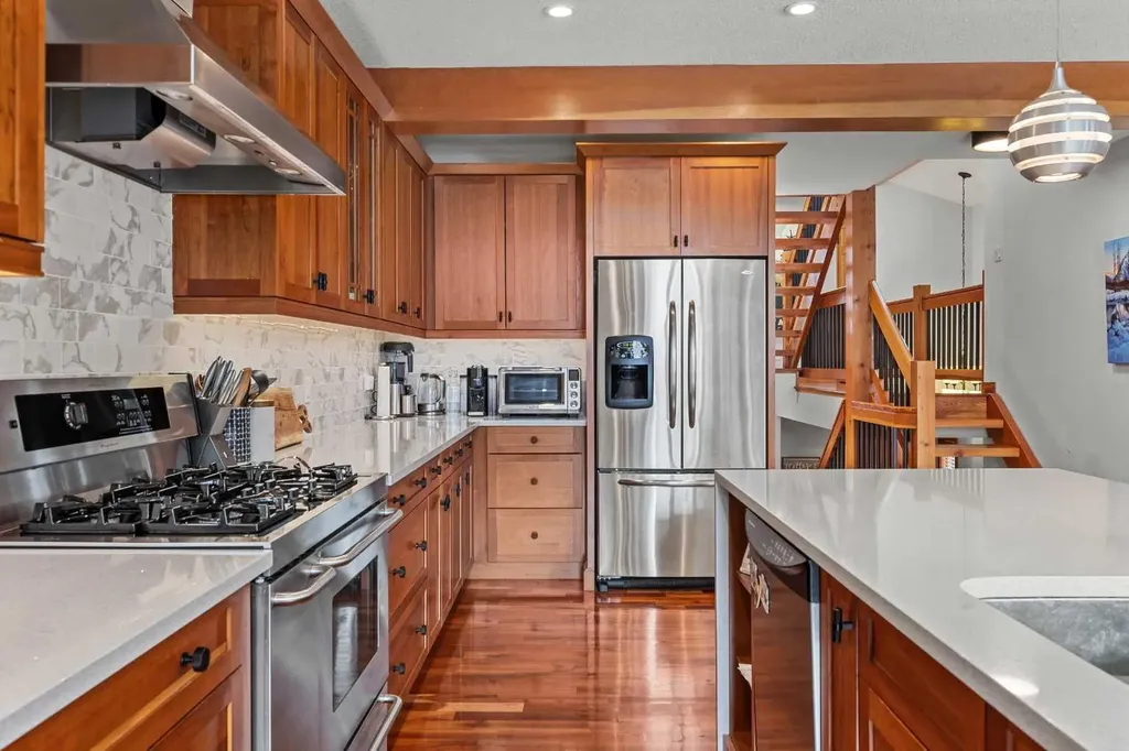 634 4 Street Canmore AB T1W 2H3