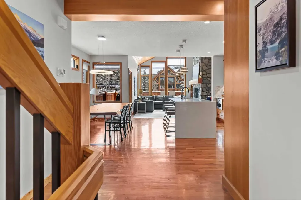 634 4 Street Canmore AB T1W 2H3