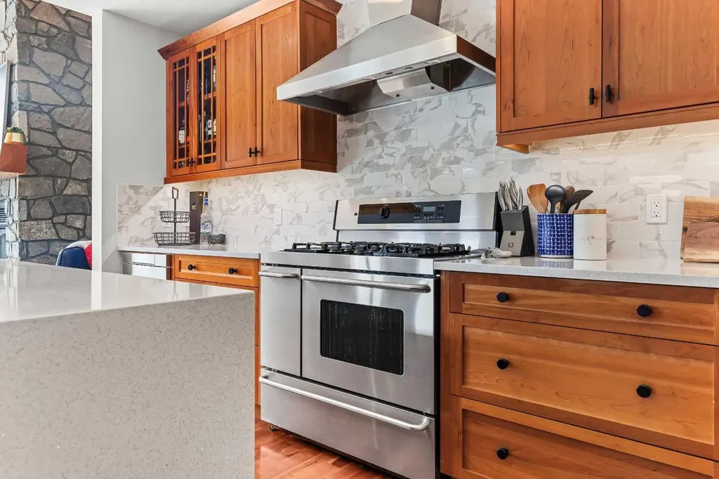 634 4 Street Canmore AB T1W 2H3