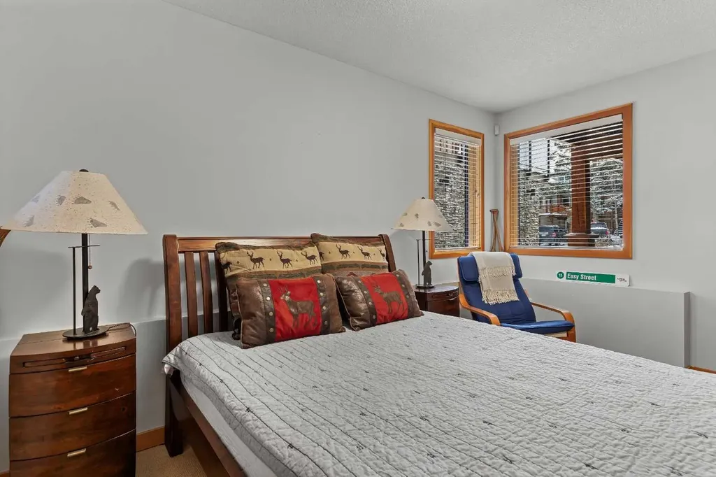 634 4 Street Canmore AB T1W 2H3