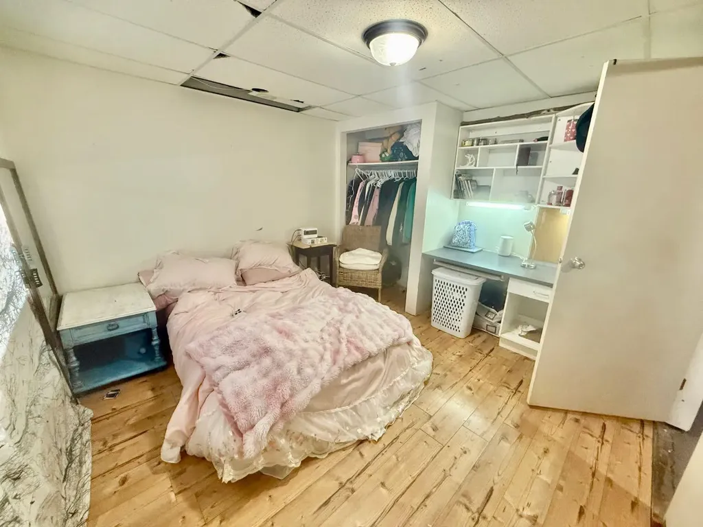 457 Collinge Road Hinton AB T7V1K8