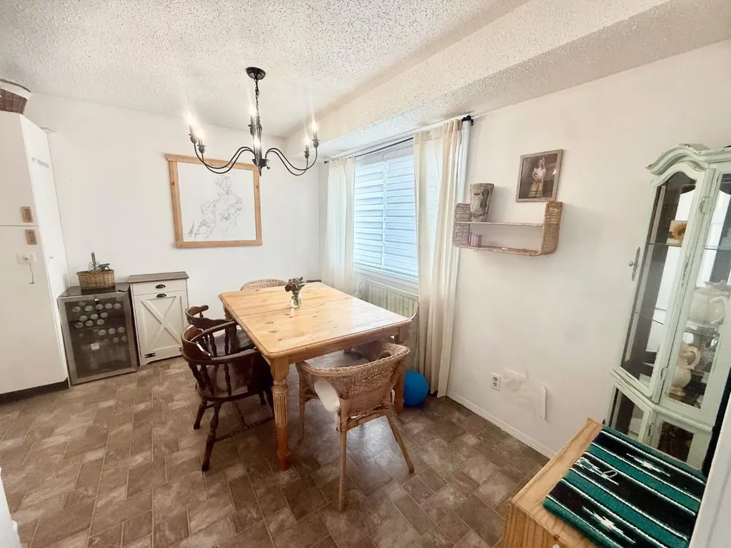 457 Collinge Road Hinton AB T7V1K8