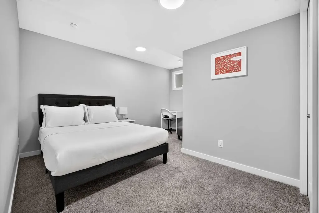 30 Evanscrest Rise NW Calgary AB T3P 0R7