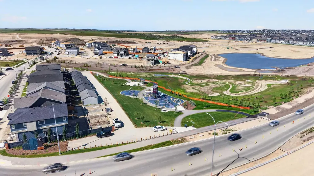 30 Evanscrest Rise NW Calgary AB T3P 0R7