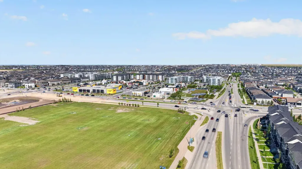 30 Evanscrest Rise NW Calgary AB T3P 0R7