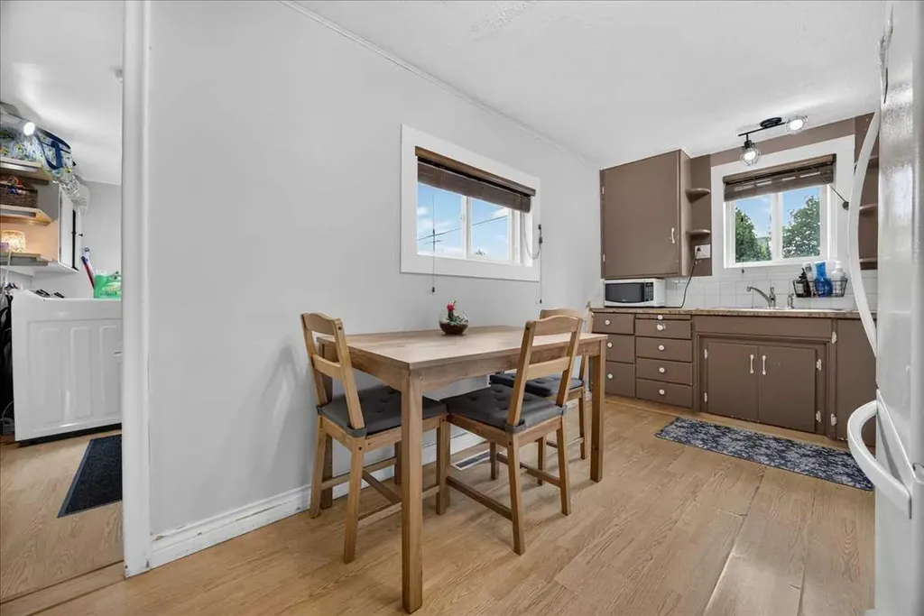 1501 14 Street Didsbury AB T0M 0W0