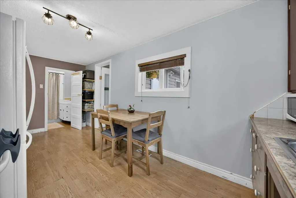 1501 14 Street Didsbury AB T0M 0W0