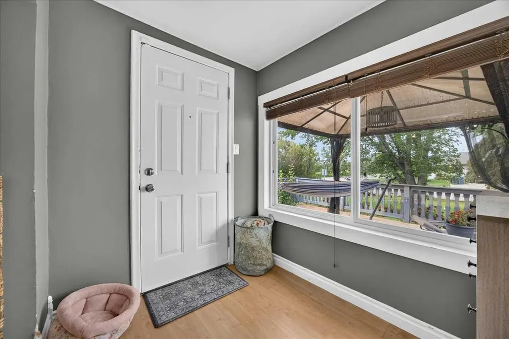 1501 14 Street Didsbury AB T0M 0W0