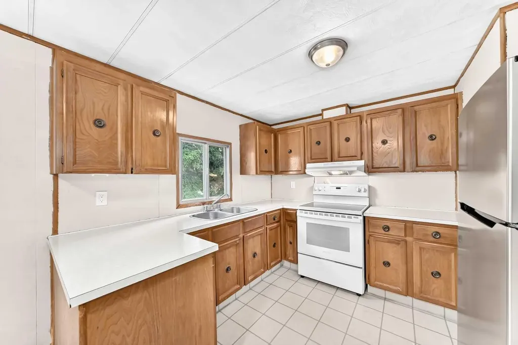 99 Arbour Lake Road NW Calgary AB T3G 4E4