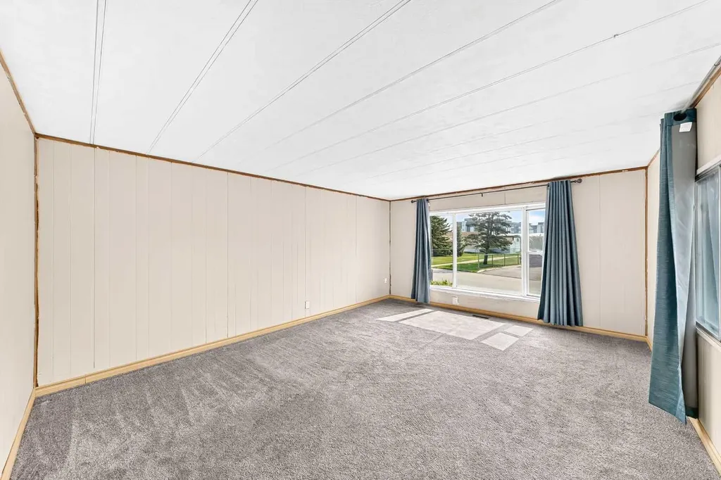 99 Arbour Lake Road NW Calgary AB T3G 4E4
