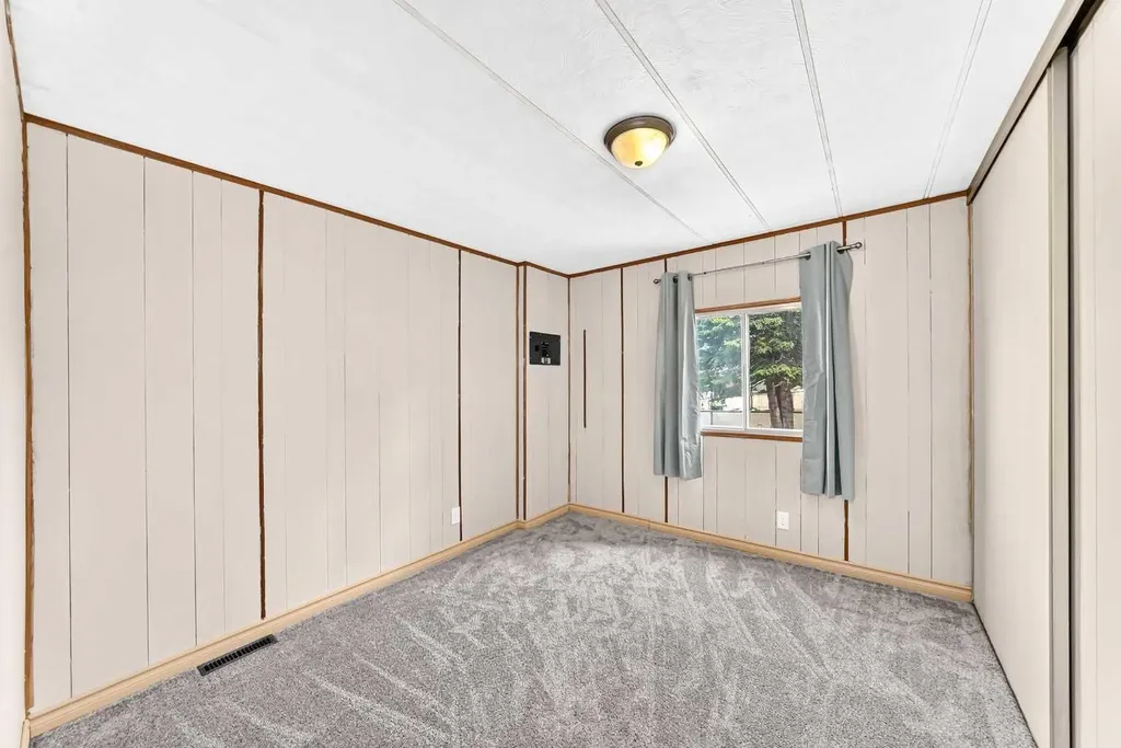 99 Arbour Lake Road NW Calgary AB T3G 4E4