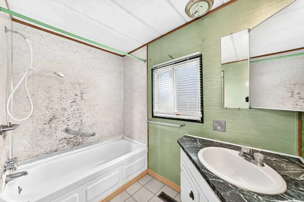 99 Arbour Lake Road NW Calgary AB T3G 4E4