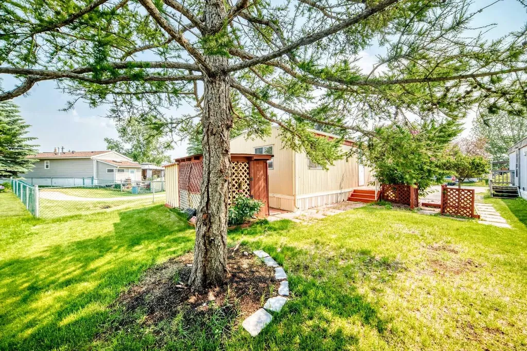 99 Arbour Lake Road NW Calgary AB T3G 4E4