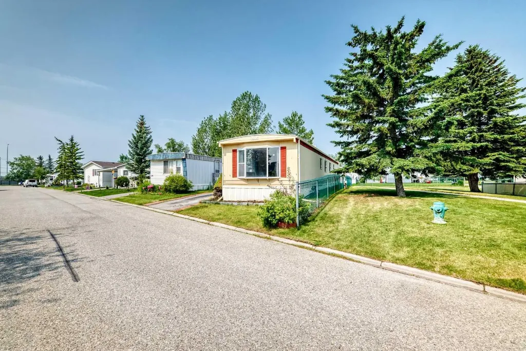 99 Arbour Lake Road NW Calgary AB T3G 4E4