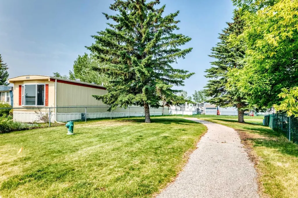 99 Arbour Lake Road NW Calgary AB T3G 4E4