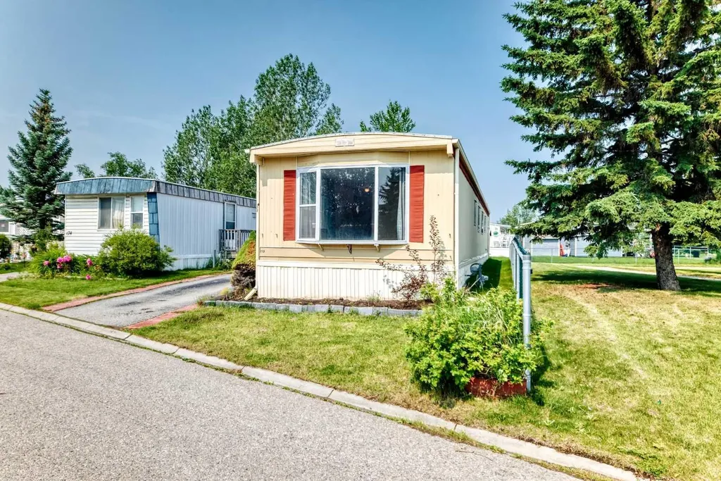 99 Arbour Lake Road NW Calgary AB T3G 4E4