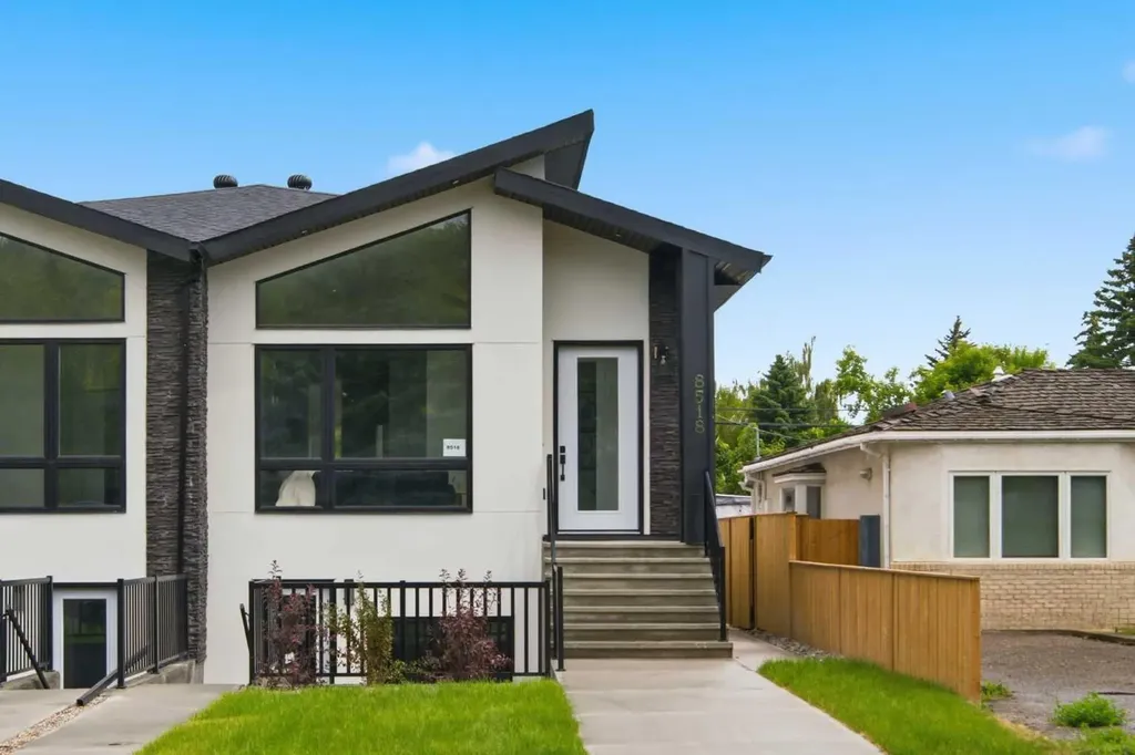 8518 33 Avenue NW Calgary AB T3B 1M1
