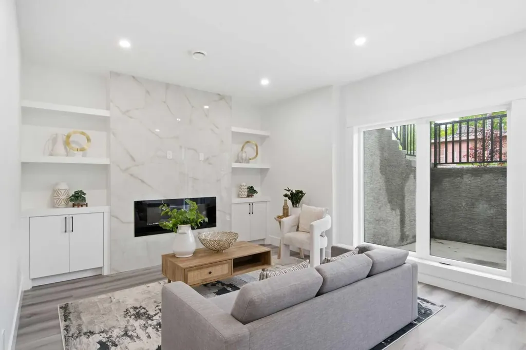 8518 33 Avenue NW Calgary AB T3B 1M1