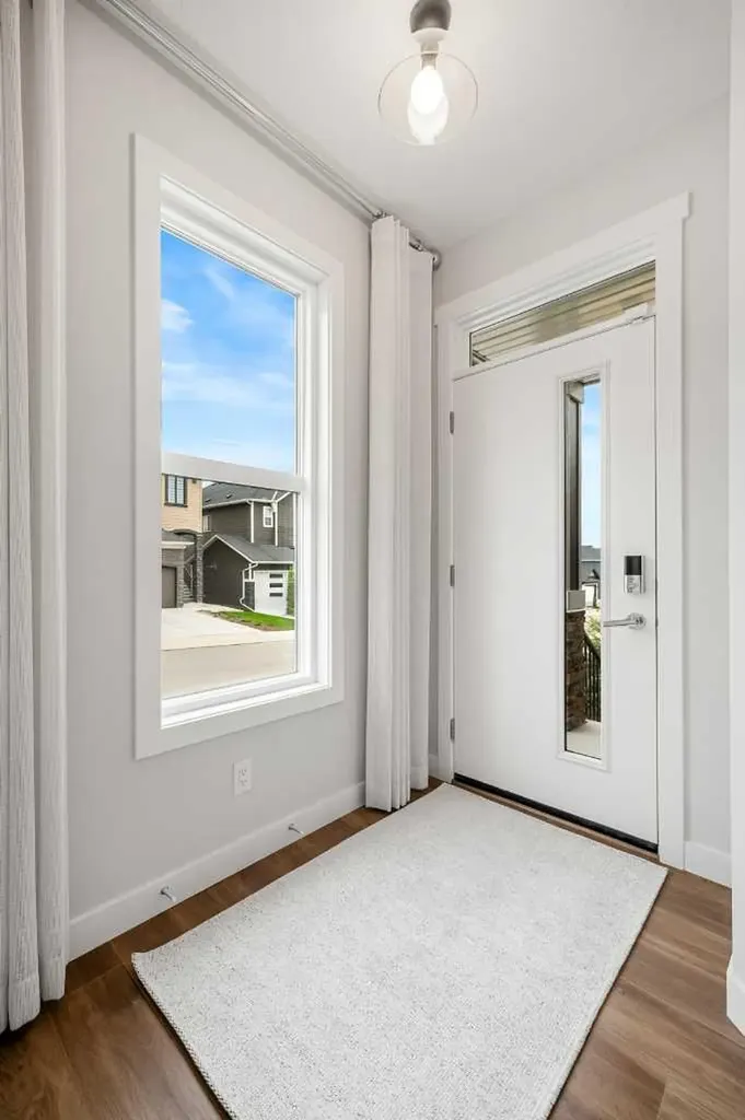 181 Mitchell Road NW Calgary AB T3R 2G8