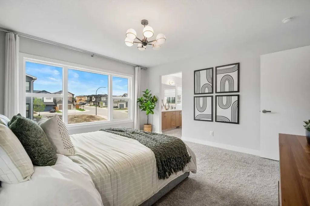 181 Mitchell Road NW Calgary AB T3R 2G8