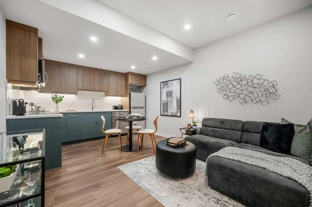 181 Mitchell Road NW Calgary AB T3R 2G8