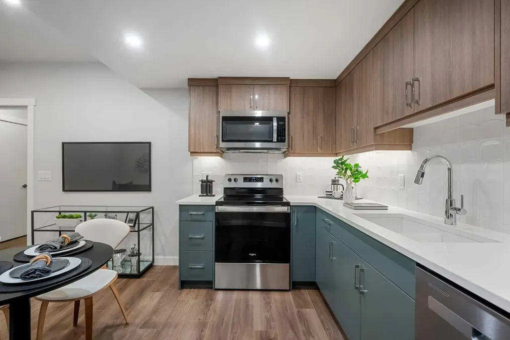 181 Mitchell Road NW Calgary AB T3R 2G8