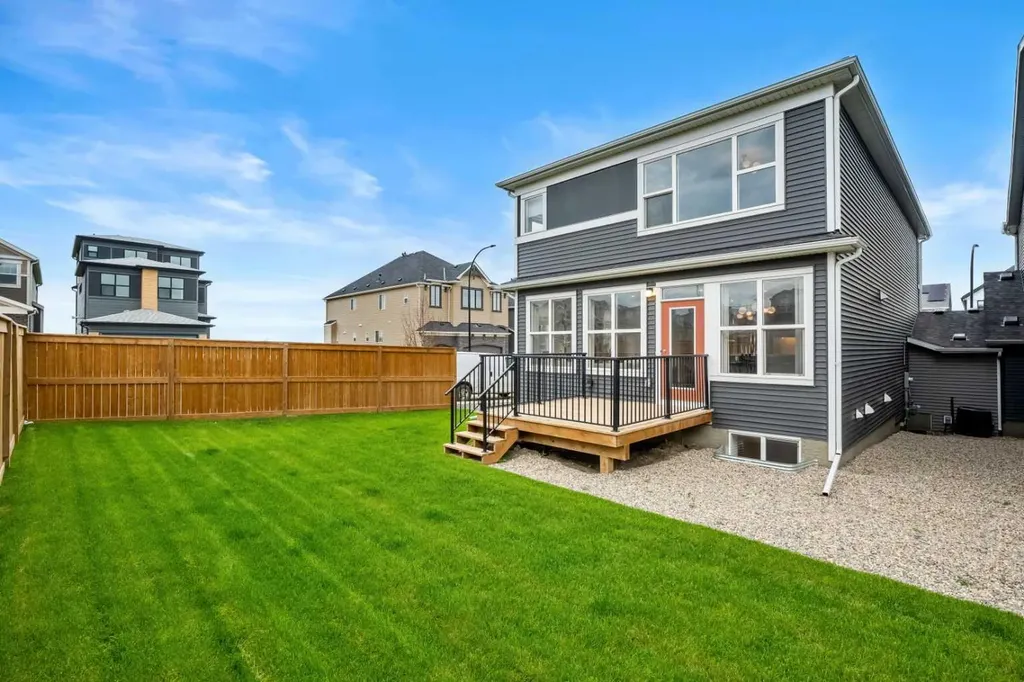 181 Mitchell Road NW Calgary AB T3R 2G8