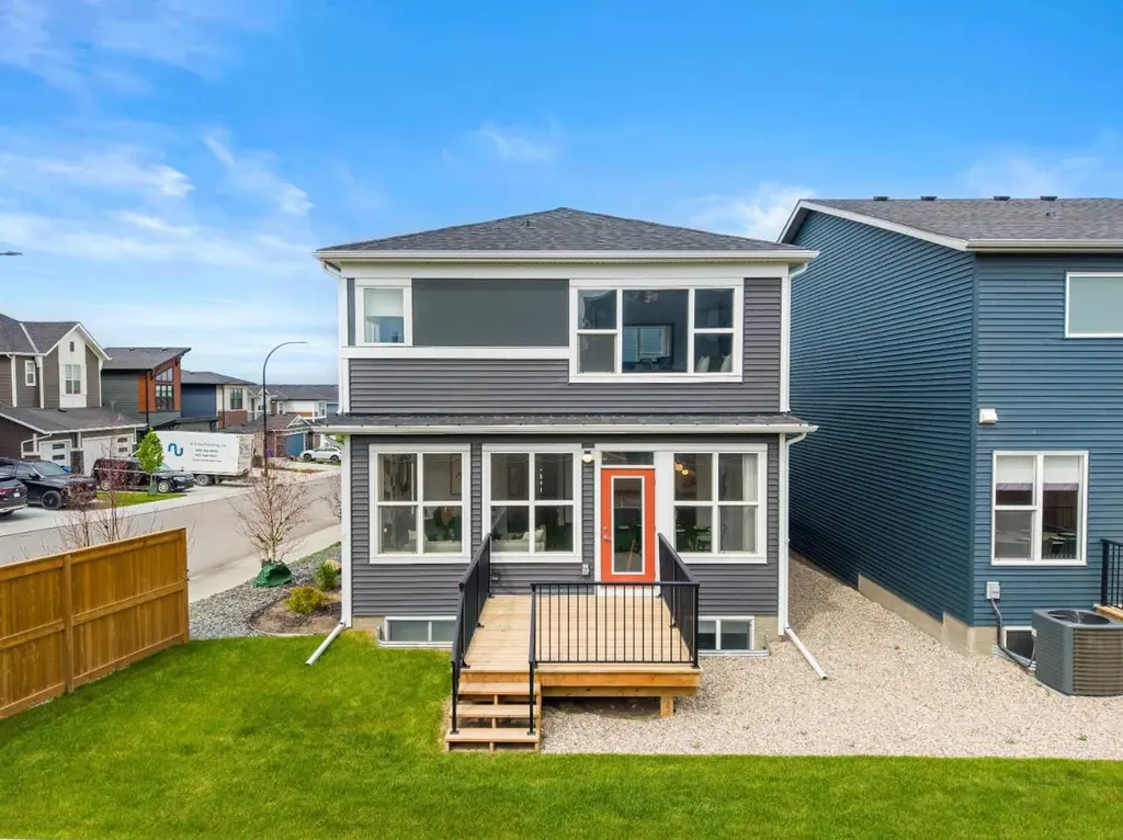 181 Mitchell Road NW Calgary AB T3R 2G8