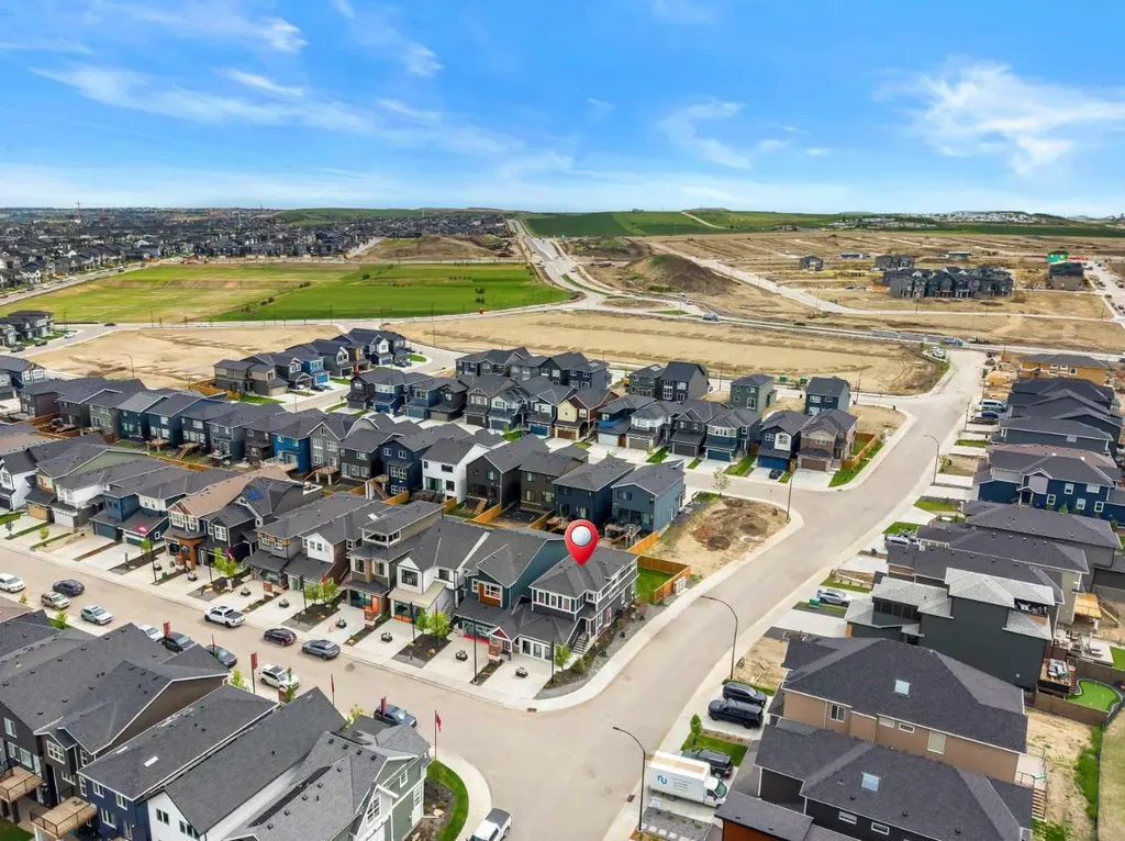 181 Mitchell Road NW Calgary AB T3R 2G8