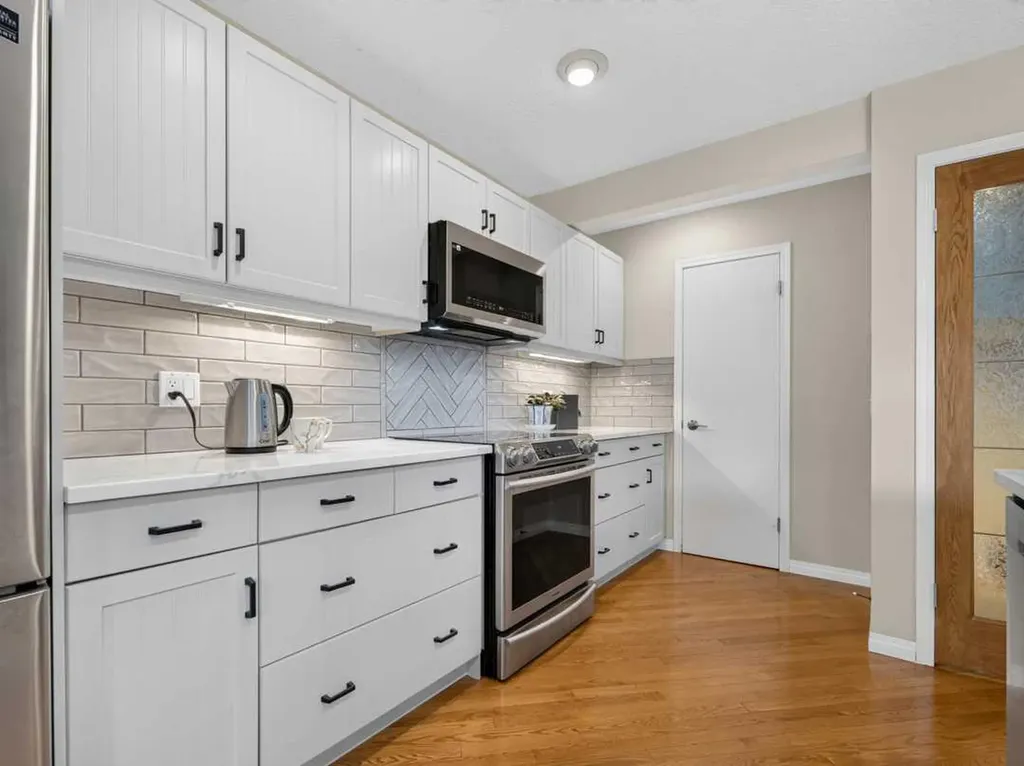 125 Coverton Circle NE Calgary AB T3K 4R7