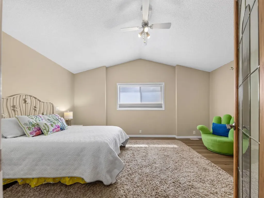 125 Coverton Circle NE Calgary AB T3K 4R7