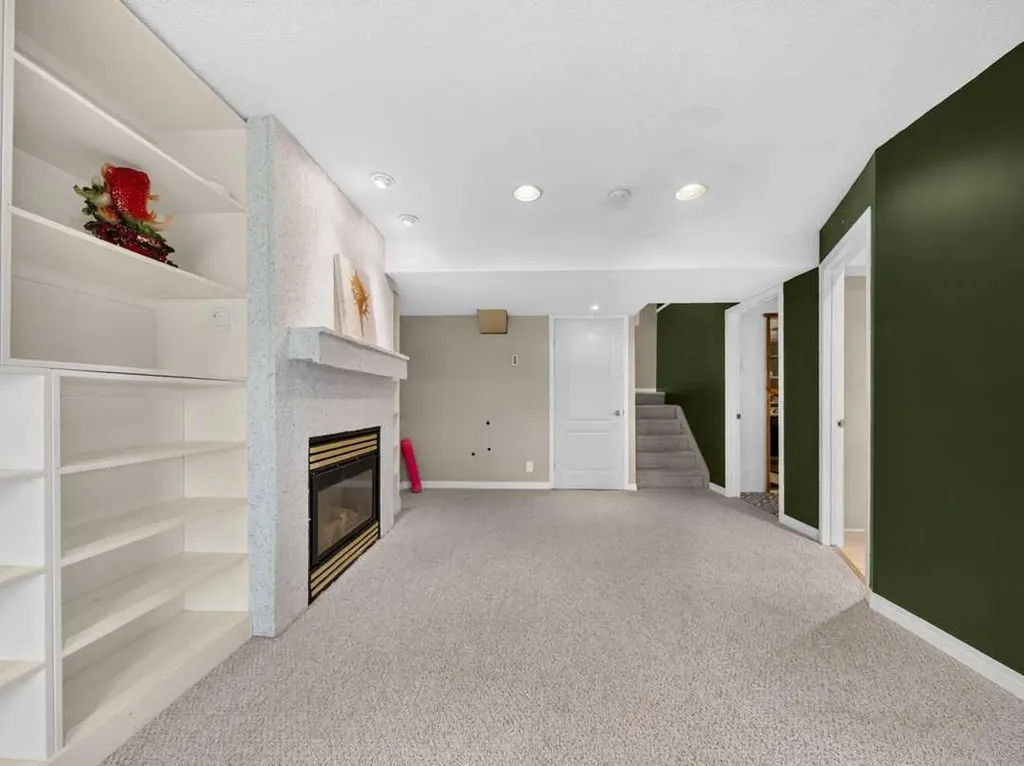 125 Coverton Circle NE Calgary AB T3K 4R7