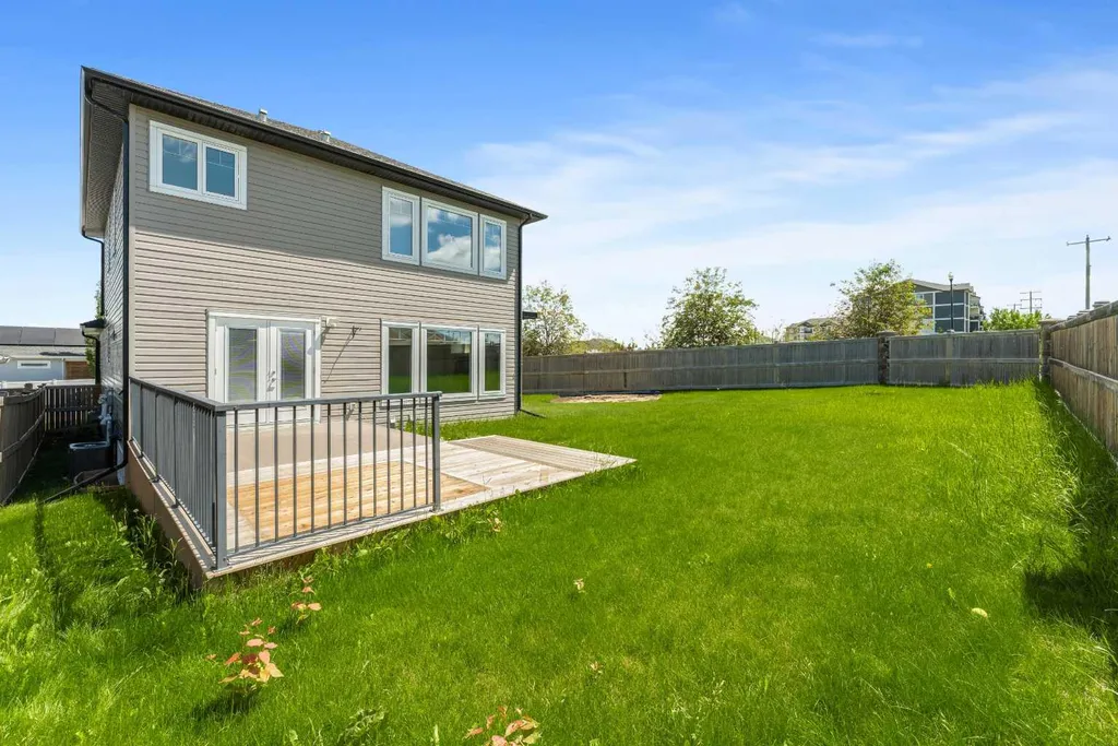 1 Cole Way Sylvan Lake AB T4S 0L6