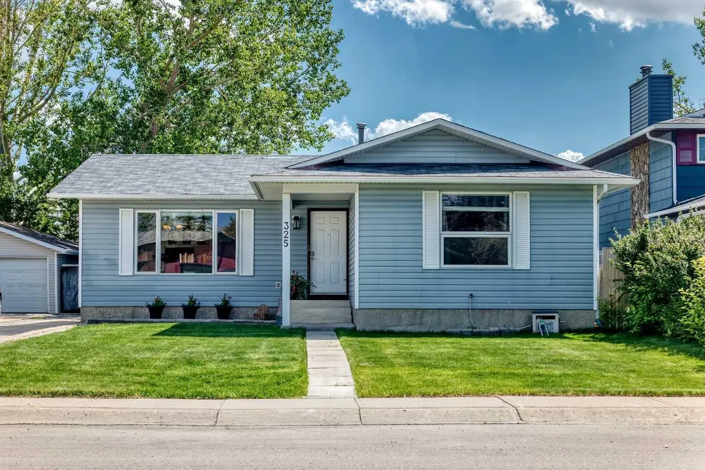 325 Flett Drive NE Airdrie AB T4B 1N1