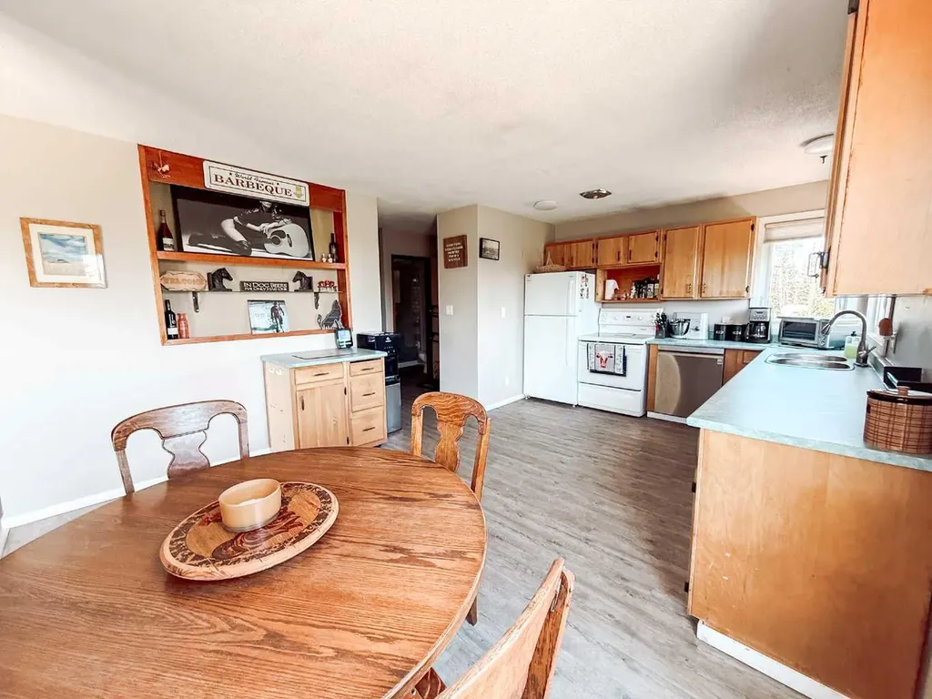 80102 Highway 725 Rural Saddle Hills County AB T0H 0H0