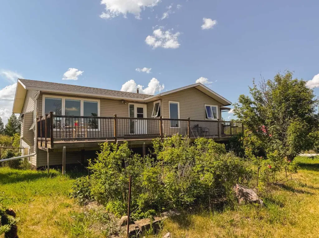 80102 Highway 725 Rural Saddle Hills County AB T0H 0H0