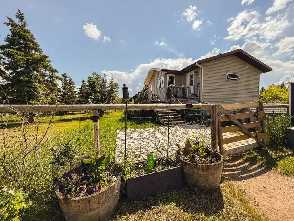 80102 Highway 725 Rural Saddle Hills County AB T0H 0H0