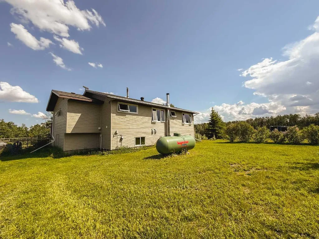 80102 Highway 725 Rural Saddle Hills County AB T0H 0H0