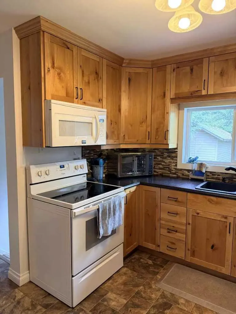 126 Douglas Drive Hinton AB T7V 1C1