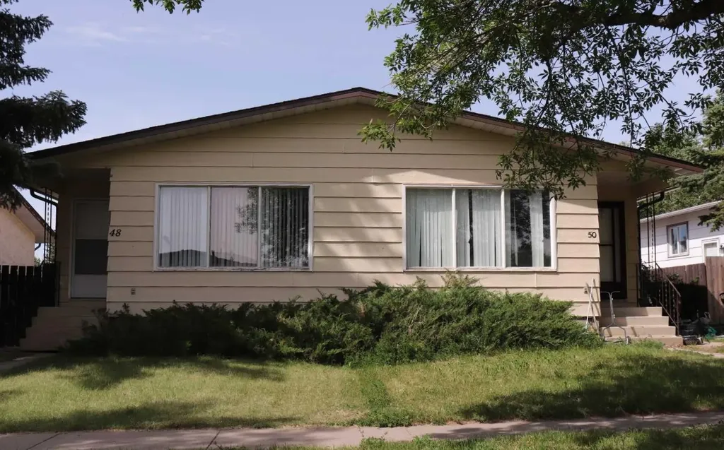 48 And 50 Jerry Potts Boulevard W Lethbridge AB T1K5M5
