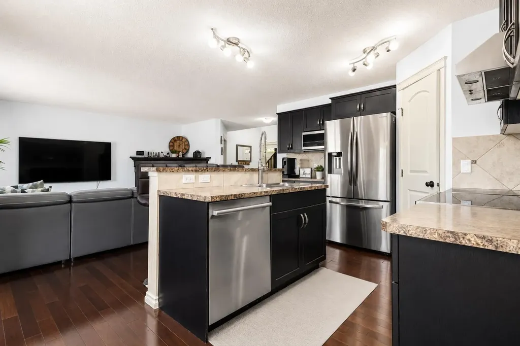 821 Auburn Bay Boulevard SE Calgary AB T3M 0H5