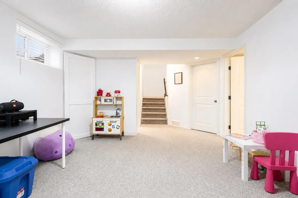 821 Auburn Bay Boulevard SE Calgary AB T3M 0H5