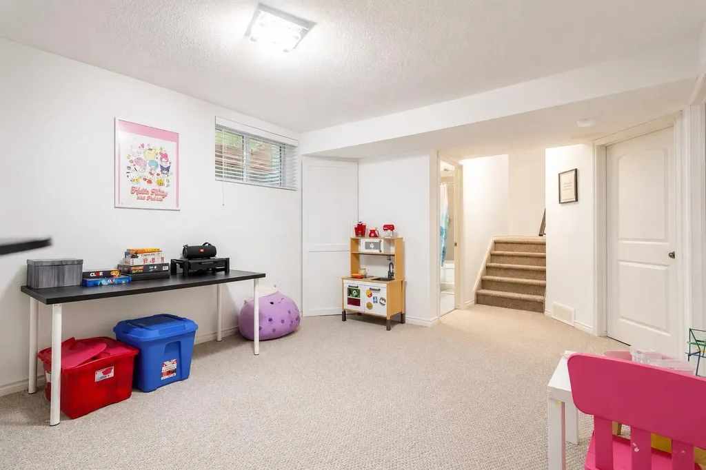 821 Auburn Bay Boulevard SE Calgary AB T3M 0H5